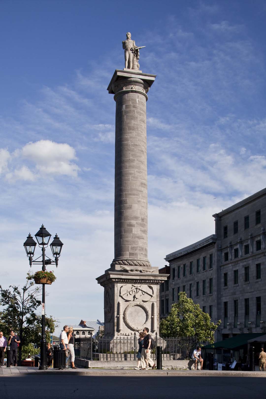 jacques cartier statue